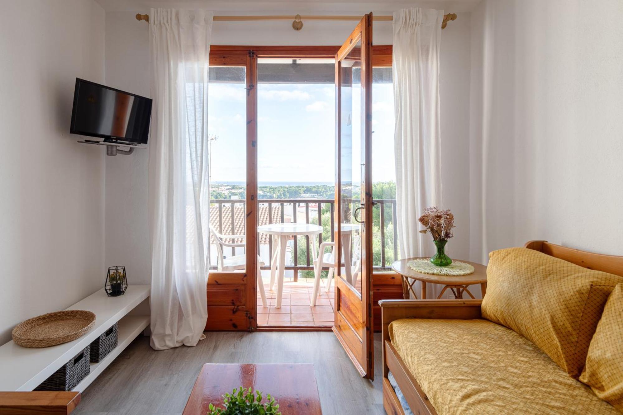 Menorca Sol Isla Apartment Arenal d'en Castell Exterior photo